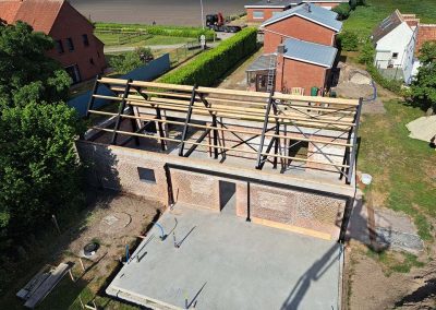 Renovatie schuur met nieuwe stalen dakconstructie - Metaalbouw Franckaert